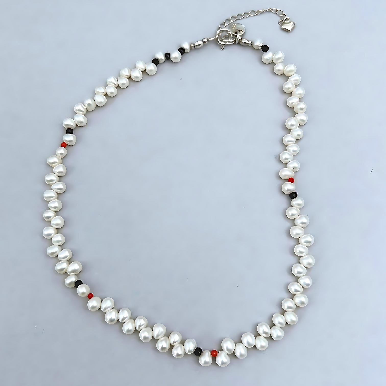 The LeBijouBijou_Funky_Pearls_The Le BijouBijou Funky Necklace is made with Freshwater_Pearls_Trendy_Pearls 